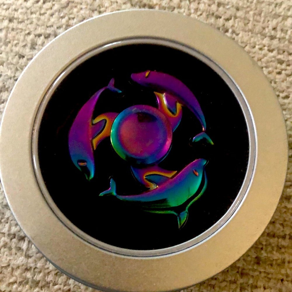 Deluxe Chrome Dolphin Fidget Spinner & Metal Case